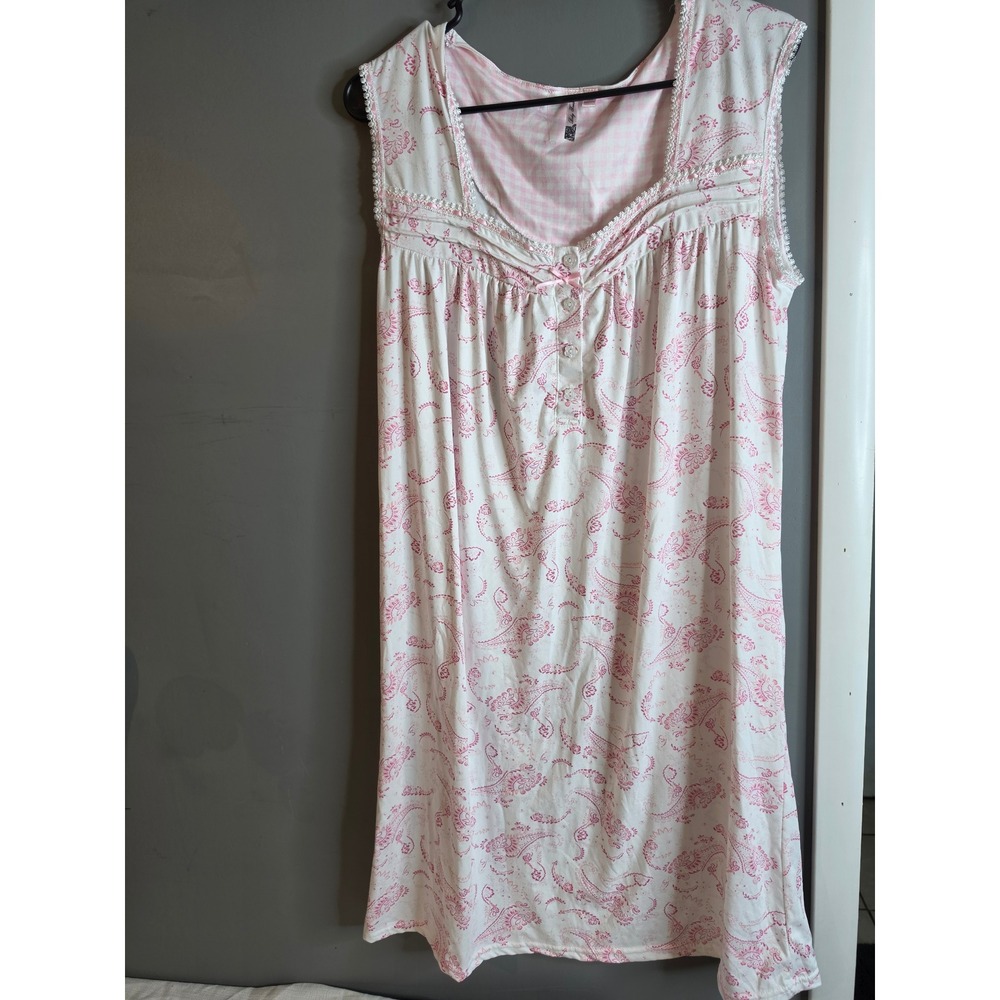 Body Touch Pink Paisley Sleeveless Nightgown Lace Trim Square Neck Medium
